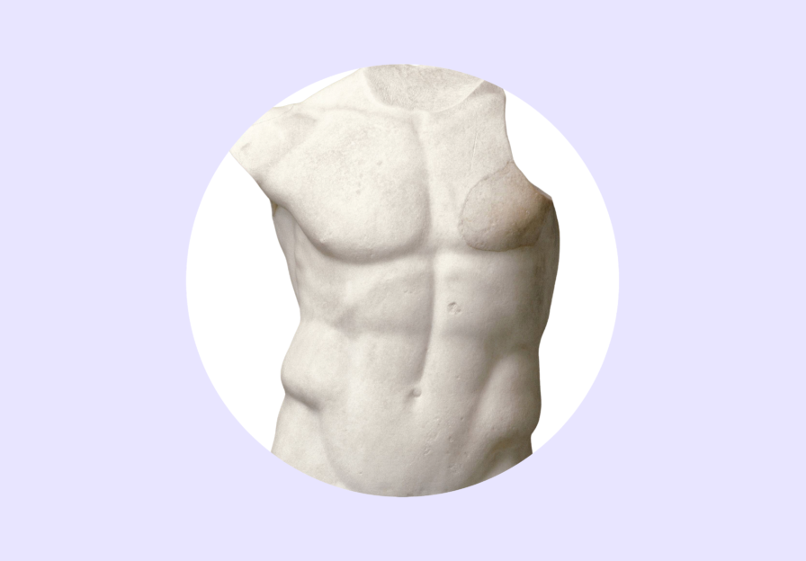 Antiker Torso eines Athleten aus weißem Marmor.