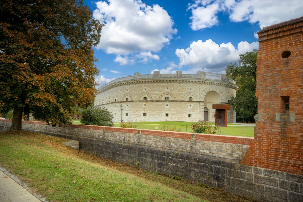 Turm Triva, Außenansicht.
