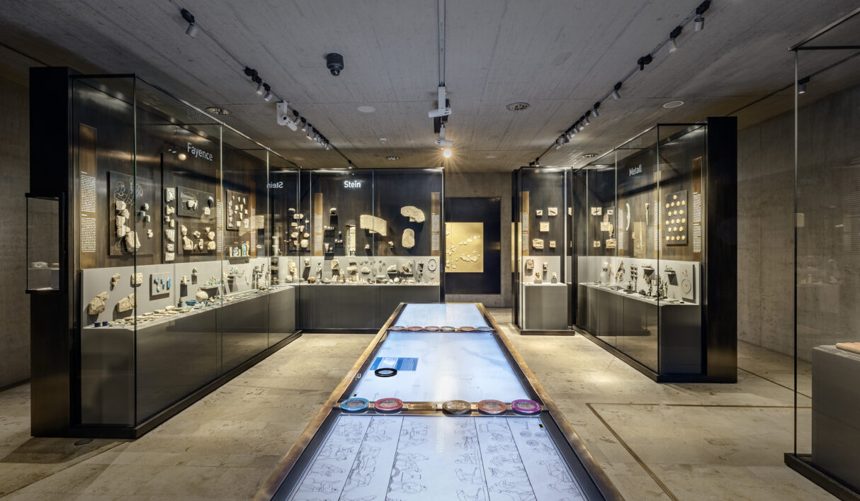 Staatliches Museum Ägyptischer Kunst, Blick in die Ausstellung.