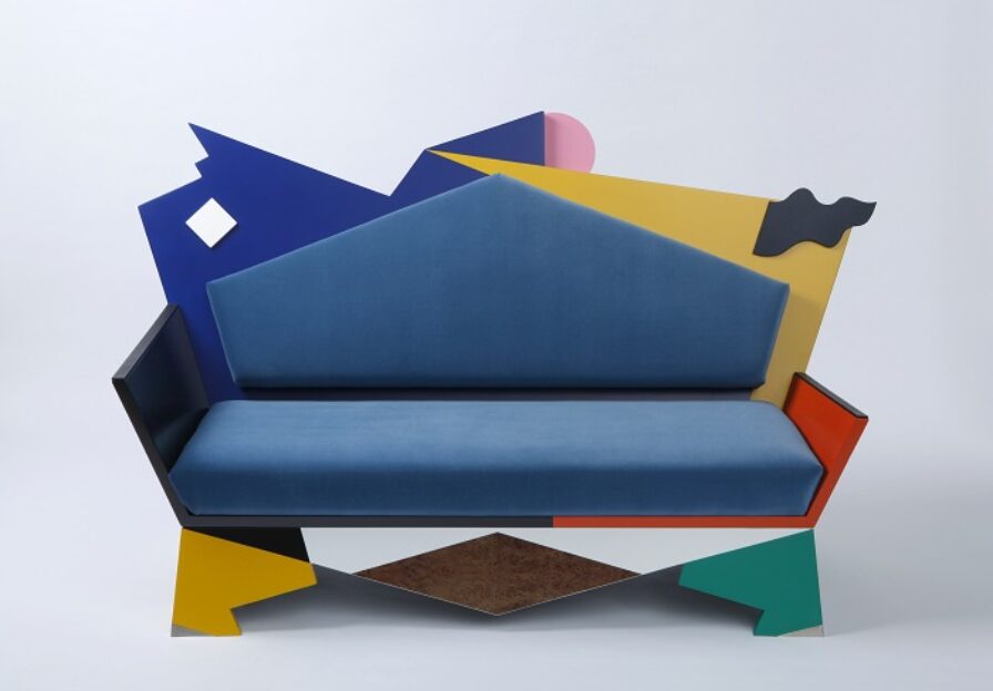 Buntes Sofa Kandissi von Alessandro Mendini.
