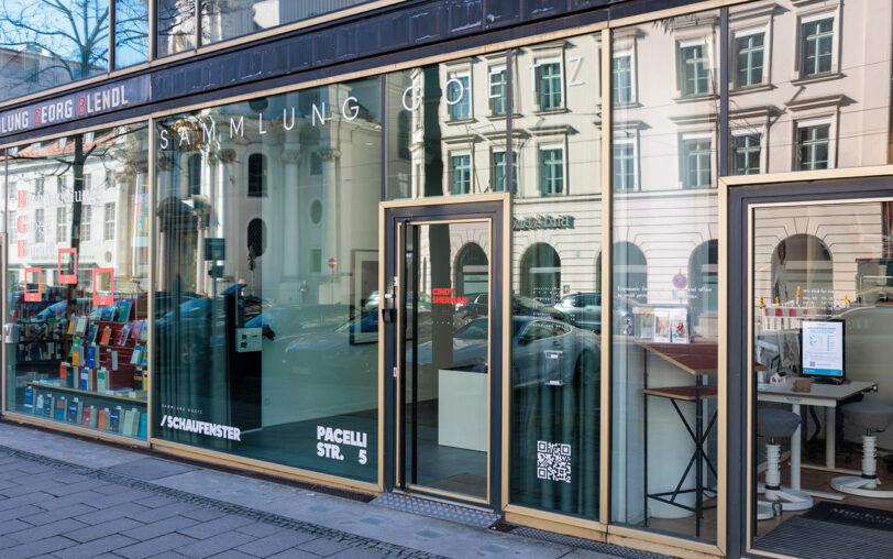Außenansicht Schaufenster der Sammlung Goetz