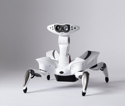 Mark Tilden, Spielzeugroboter Roboquad, 2007, Wowwee Group. Foto: Die Neue Sammlung (A. Laurenzo)